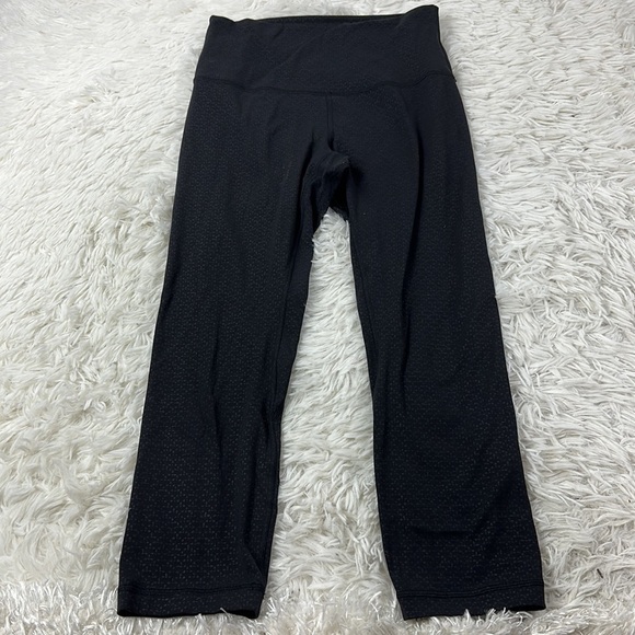 Lululemon Align Crop *21" Monochromic Black Emboss - Picture 1 of 6